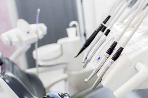 Danger de l'audition pour les dentistes