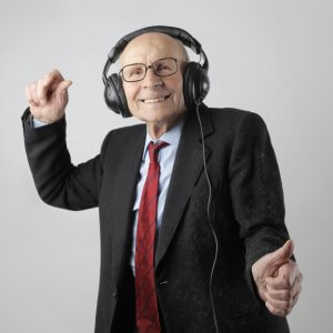 La musique véritable remède pour de nombreux maux chez les seniors