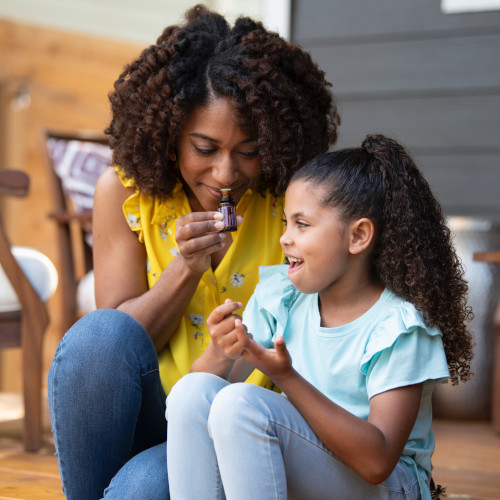 Jeu olfactif pour développer les sens chez l'enfant