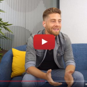 Vidéo : Interview Yann-Alrick Mortreuil 2/2 | Aides auditives Signia - Audition Conseil