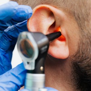 Tout savoir sur la perte auditive liée à l'ostéoporose avec Audition Conseil France