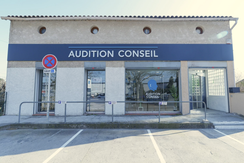 PERTUIS - A7403096 copie
