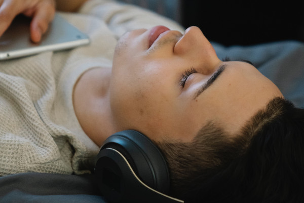 Audition Conseil France vous donne ses astuces pour guérir ou mieux accepter ses acouphènes